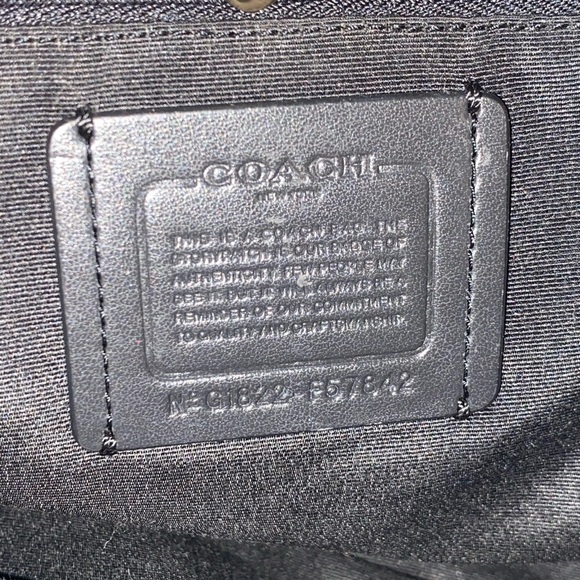 Coach purse - Picture 4 of 4